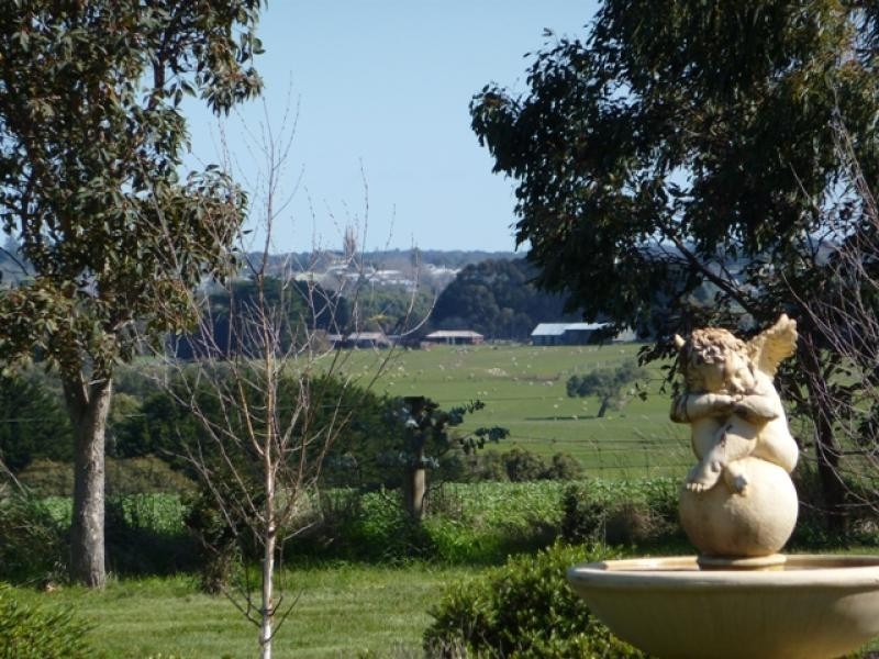 Hamilton VIC 3300