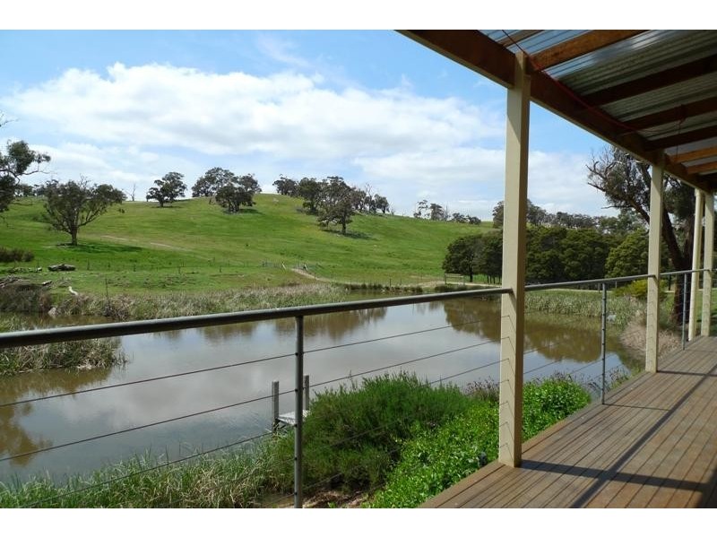 3289 Romsey Road, Chintin via, Romsey VIC 3434