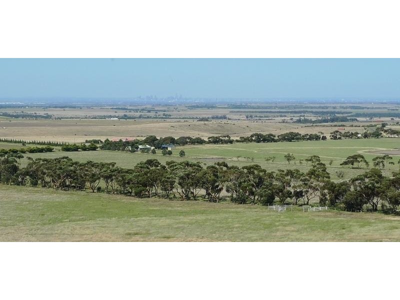 226 Black Hill Road, Gisborne South VIC 3437