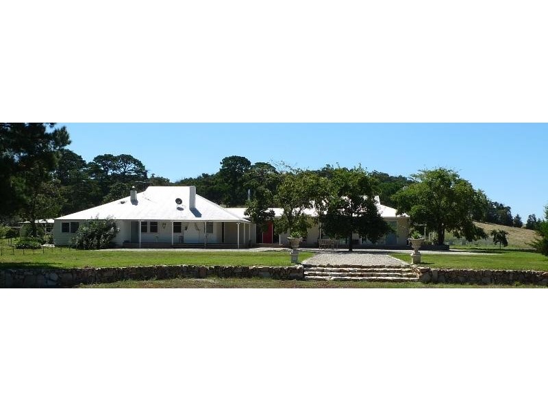 226 Black Hill Road, Gisborne South VIC 3437