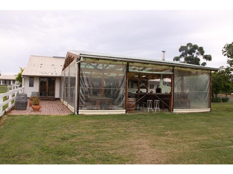 80 St Johns Road, Oaklands Junction VIC 3063