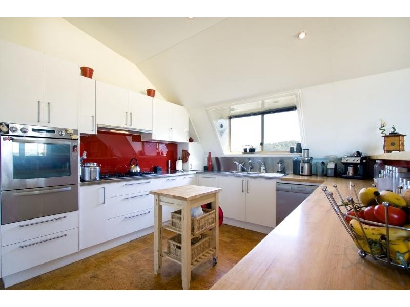 30 Glosters Road, Toora VIC 3962