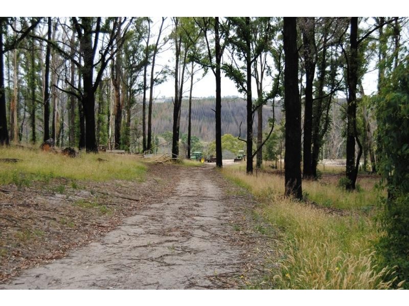 11 Le Bruns Road, Darlimurla VIC 3871