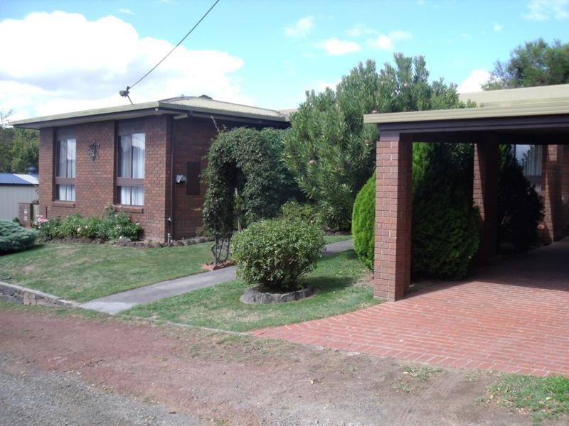 3 Mackie Lane, Korumburra VIC 3950