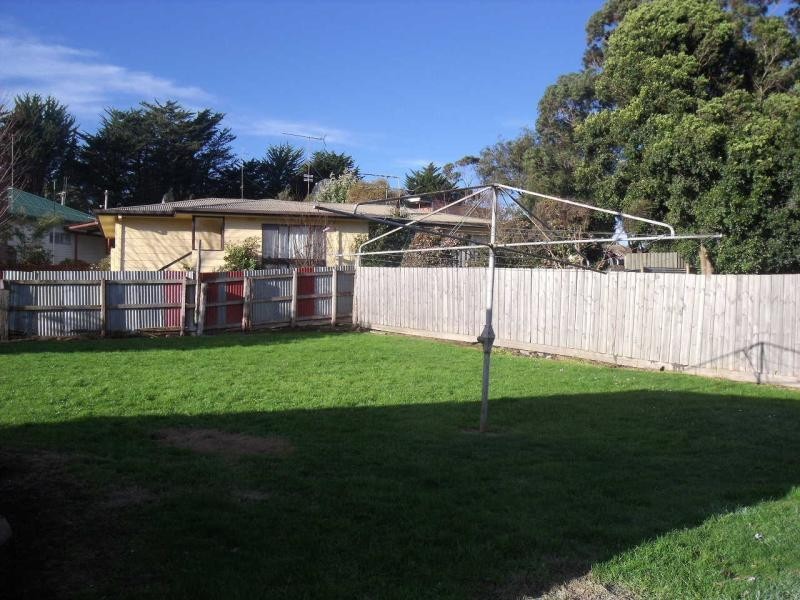 13 LEONGATHA ROAD, Korumburra VIC 3950