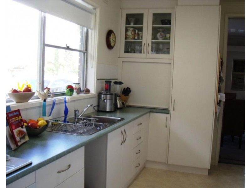 5 SOMERSET CRESCENT, Leongatha VIC 3953