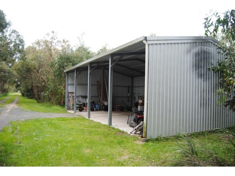 21 Oldens Road, Outtrim VIC 3951