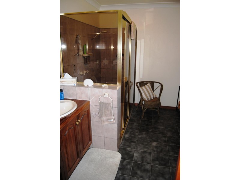 34 Griffin Road, Leongatha VIC 3953