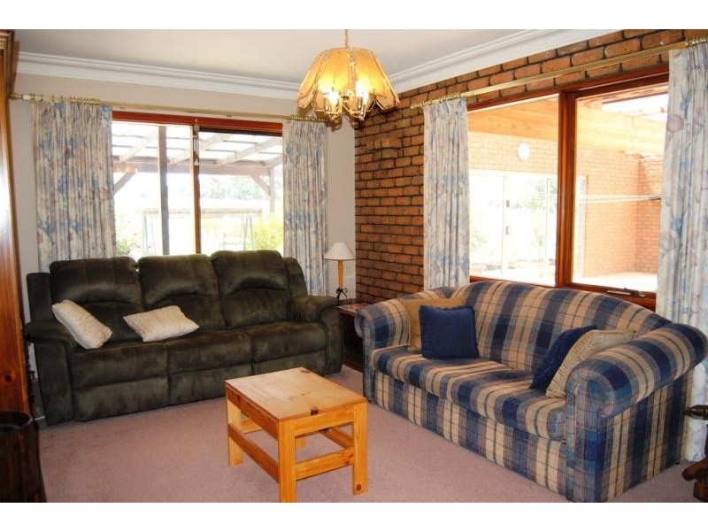 34 Griffin Road, Leongatha VIC 3953