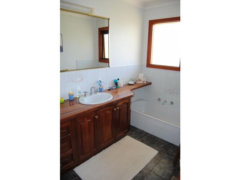 34 Griffin Road, Leongatha VIC 3953