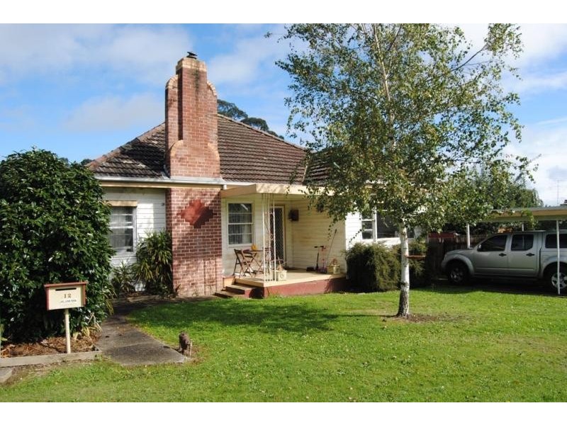 12 Brumley Street, Leongatha VIC 3953