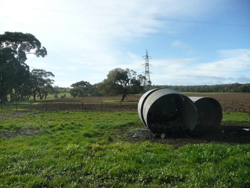 100 Golf Course Road, Heywood VIC 3304