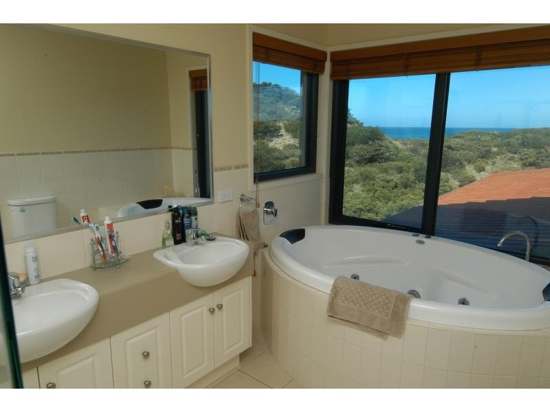 11 Bluehole Road, Warrnambool VIC 3280