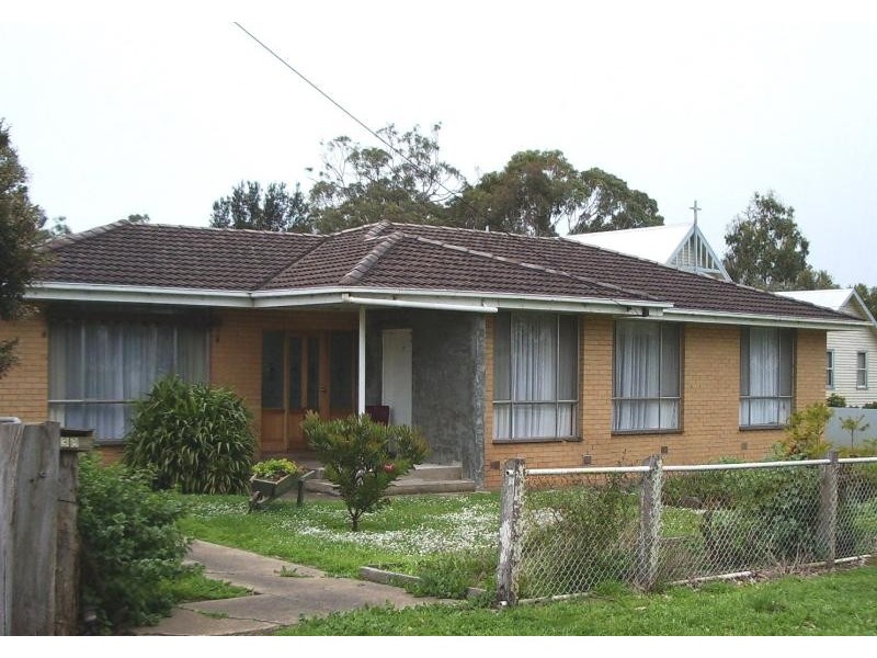 30 High Street, Macarthur VIC 3286