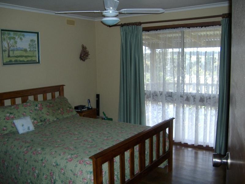 28 Ross Street, Digby VIC 3309