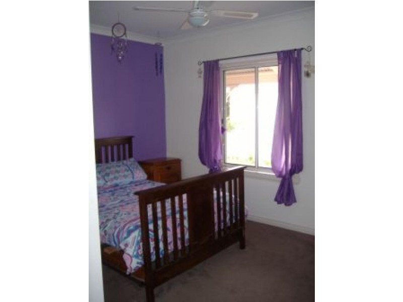 197 Henty Street, Casterton VIC 3311