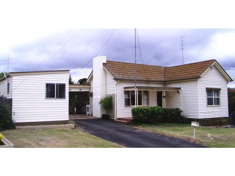 64 Jackson Street, Casterton VIC 3311