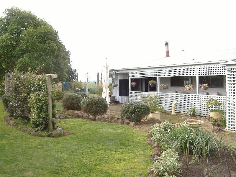 138 Mount Gambier Road, Casterton VIC 3311