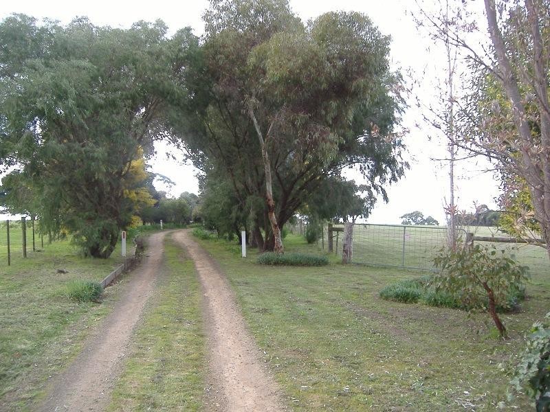 138 Mount Gambier Road, Casterton VIC 3311