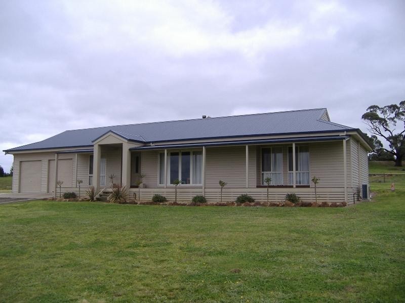 272 Noss Retreat Road, Casterton VIC 3311