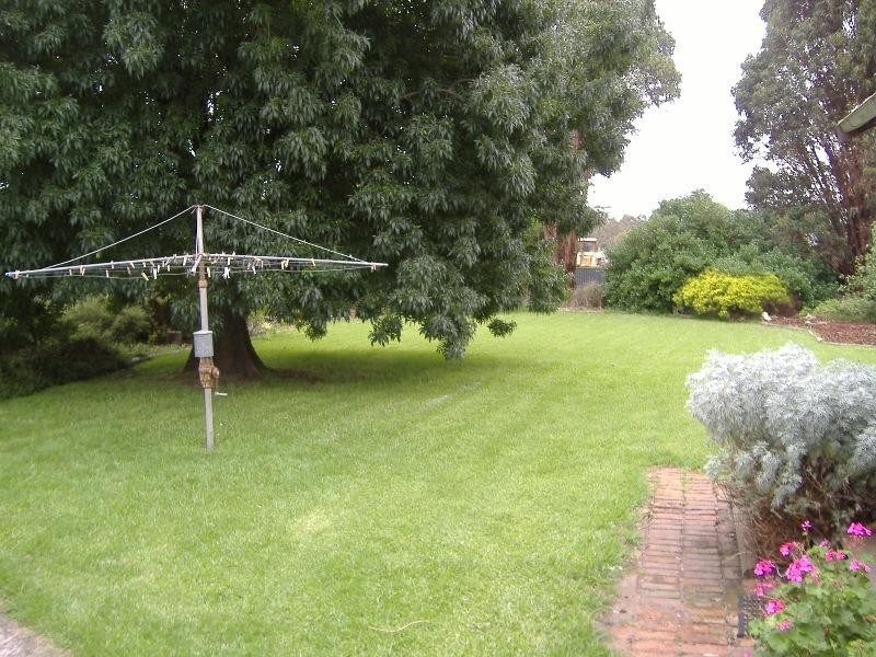 22 ADDISON STREET, Casterton VIC 3311