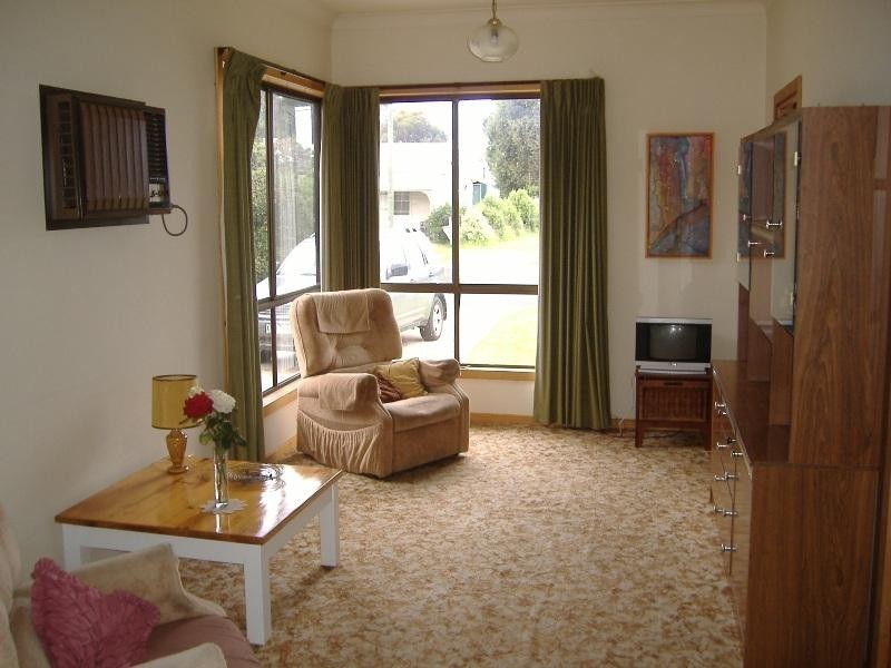 22 ADDISON STREET, Casterton VIC 3311