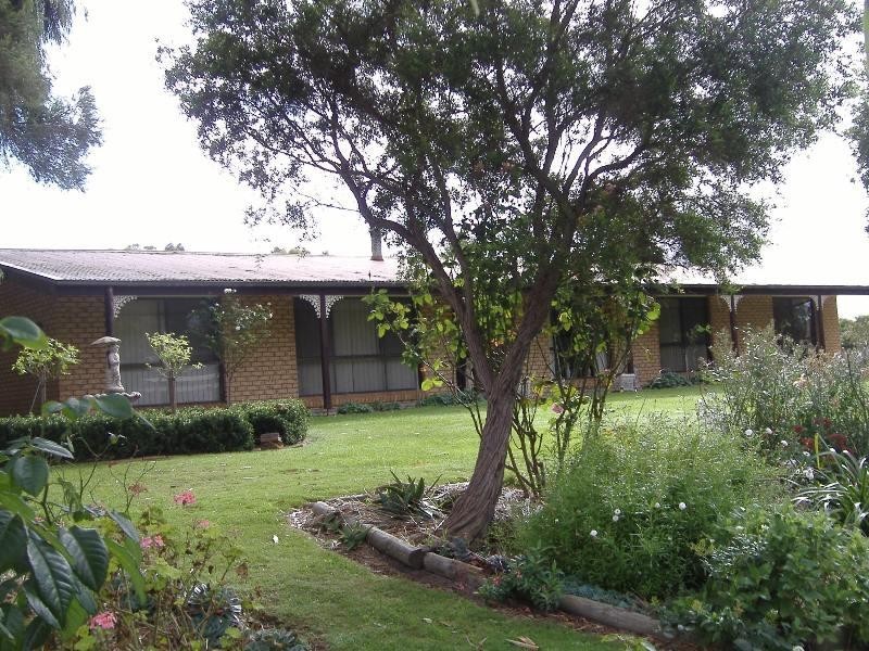 225 Old Mount Gambier Road, Casterton VIC 3311