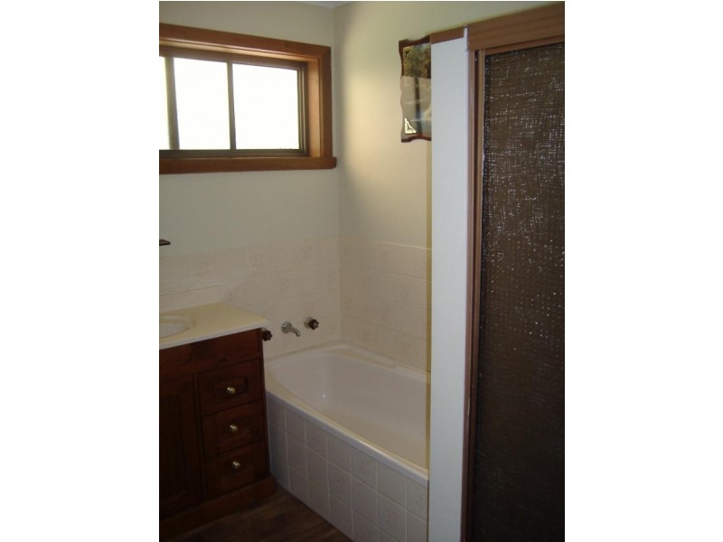 225 Old Mount Gambier Road, Casterton VIC 3311