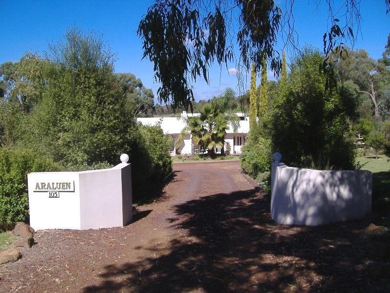105 Mt Gambier Road, Casterton VIC 3311