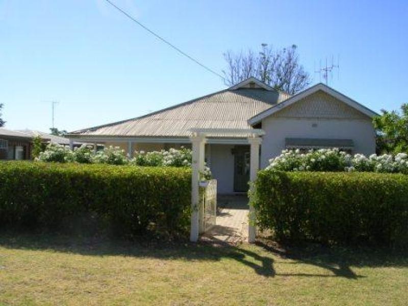 45 Coree St, Finley NSW 2713