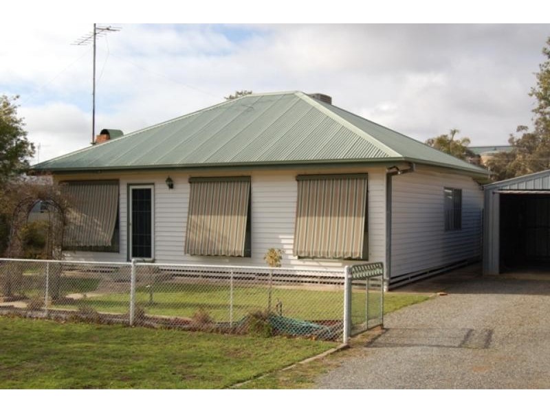 120 Denison Street, Finley NSW 2713