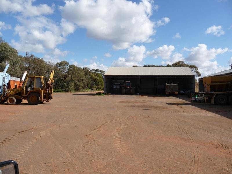 Goolgowi NSW 2652 the real estate agency Withdrawn