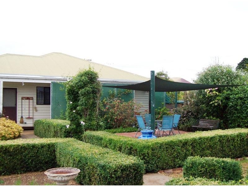 20 Lloyd Street, Derrinallum VIC 3325