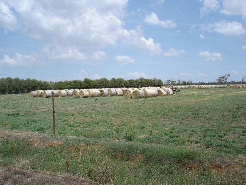 652 Middle Road,, Stanhope VIC 3623