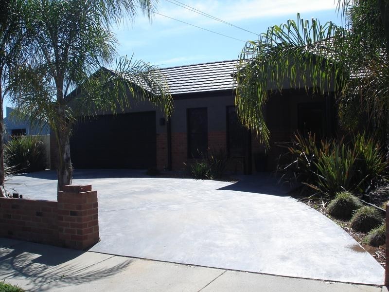 54 McEwen Road, Kyabram VIC 3620