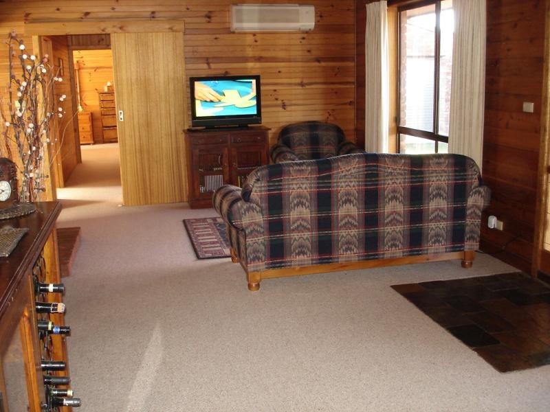 11 Beech Street, Kyabram VIC 3620