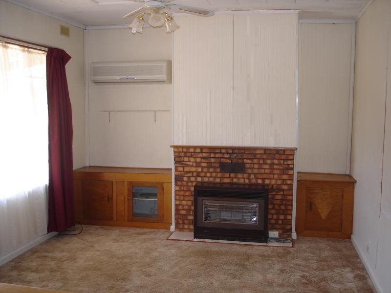 4 ROGERS STREET, Kyabram VIC 3620