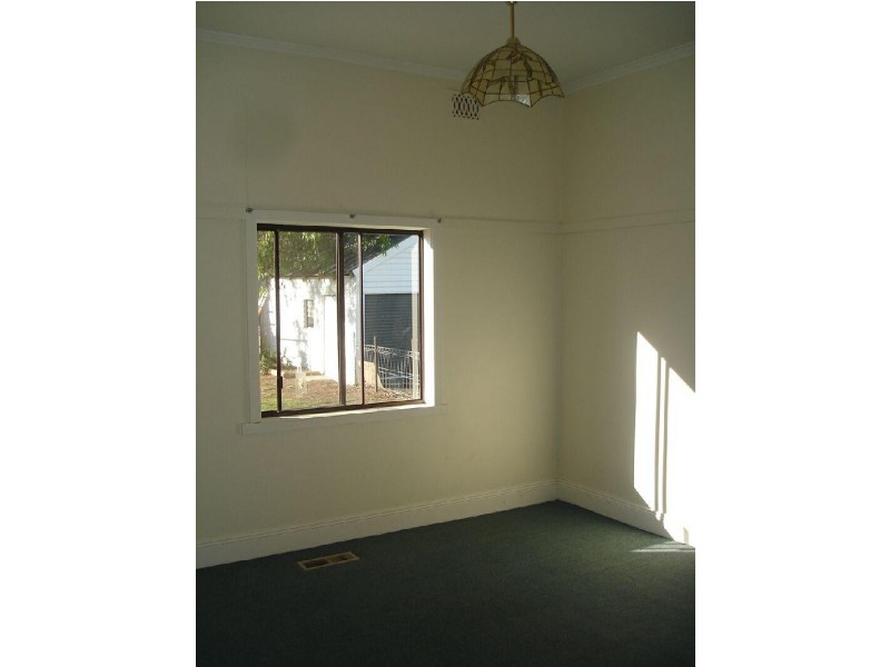 69 Fenaughty Street, Kyabram VIC 3620