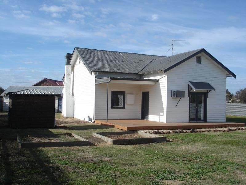 58 Henderson Rd, Tongala VIC 3621