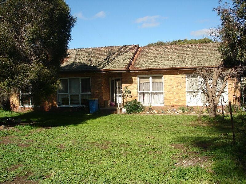 100 Shepparton Violet Town Road, Kialla East VIC 3631