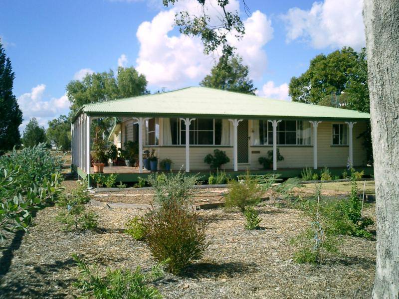 98 WAMBO STREET, Chinchilla QLD 4413