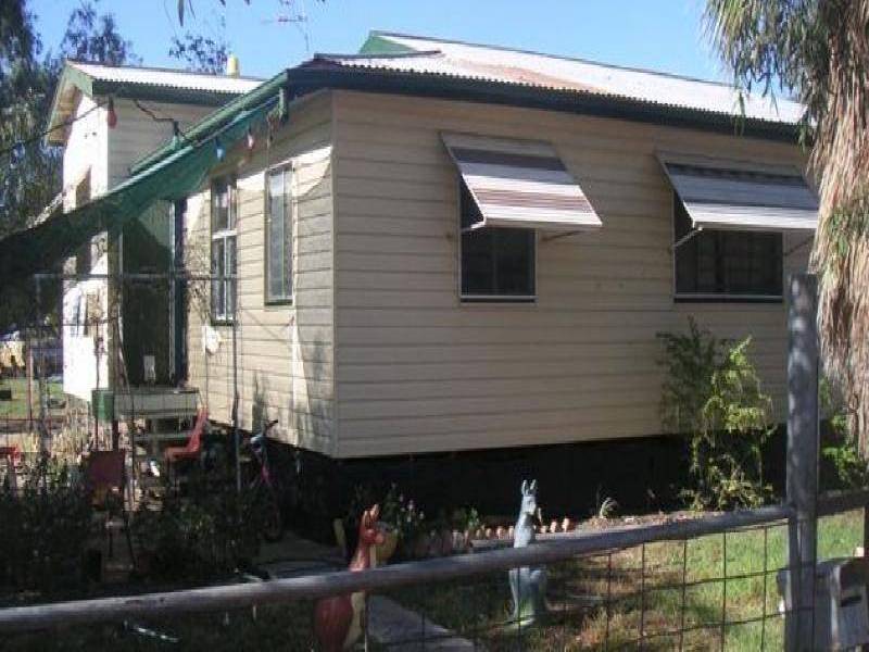 12 ADELAIDE STREET, Mitchell QLD 4465