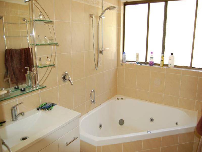 16 PARKES STREET, Dorrigo NSW 2453