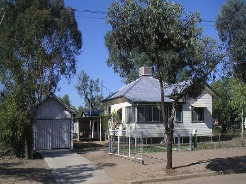 10 ADELAIDE STREET, Mitchell QLD 4465