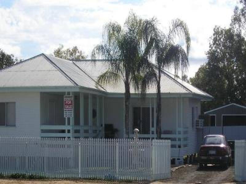 10 RAILWAY STREET, Dirranbandi QLD 4486