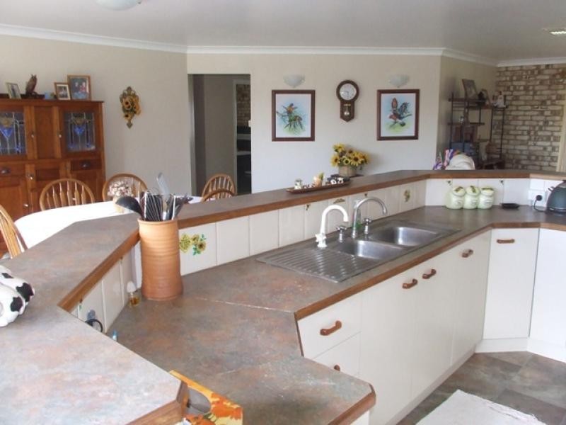 5 B/R BRICK HOME ON 10 ACS NEAR, St George QLD 4487