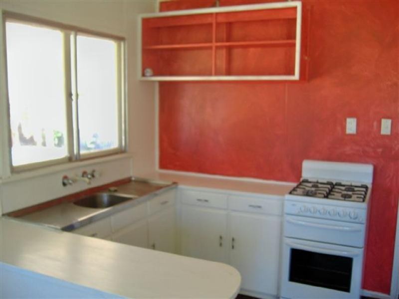 3 AUGUSTA  STREET, Surat QLD 4417