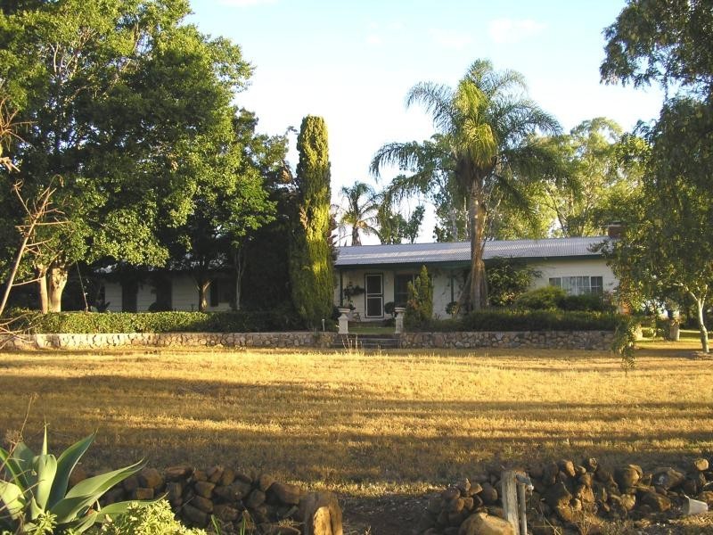 BOWENVILLE DISTRICT PROPERTY, Dalby QLD 4405