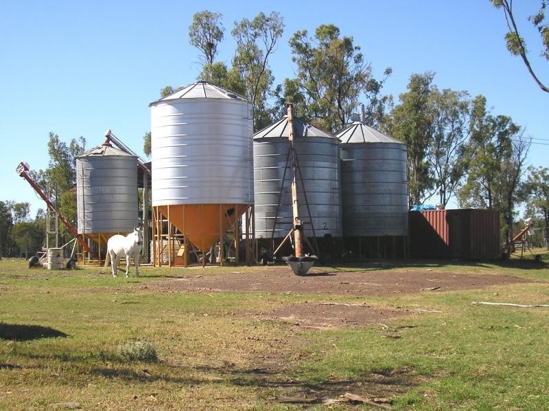 2473 acres at, Warra QLD 4411