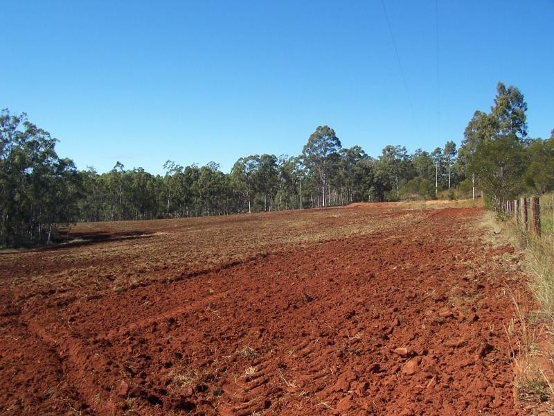 242 North South Road, Childers QLD 4660